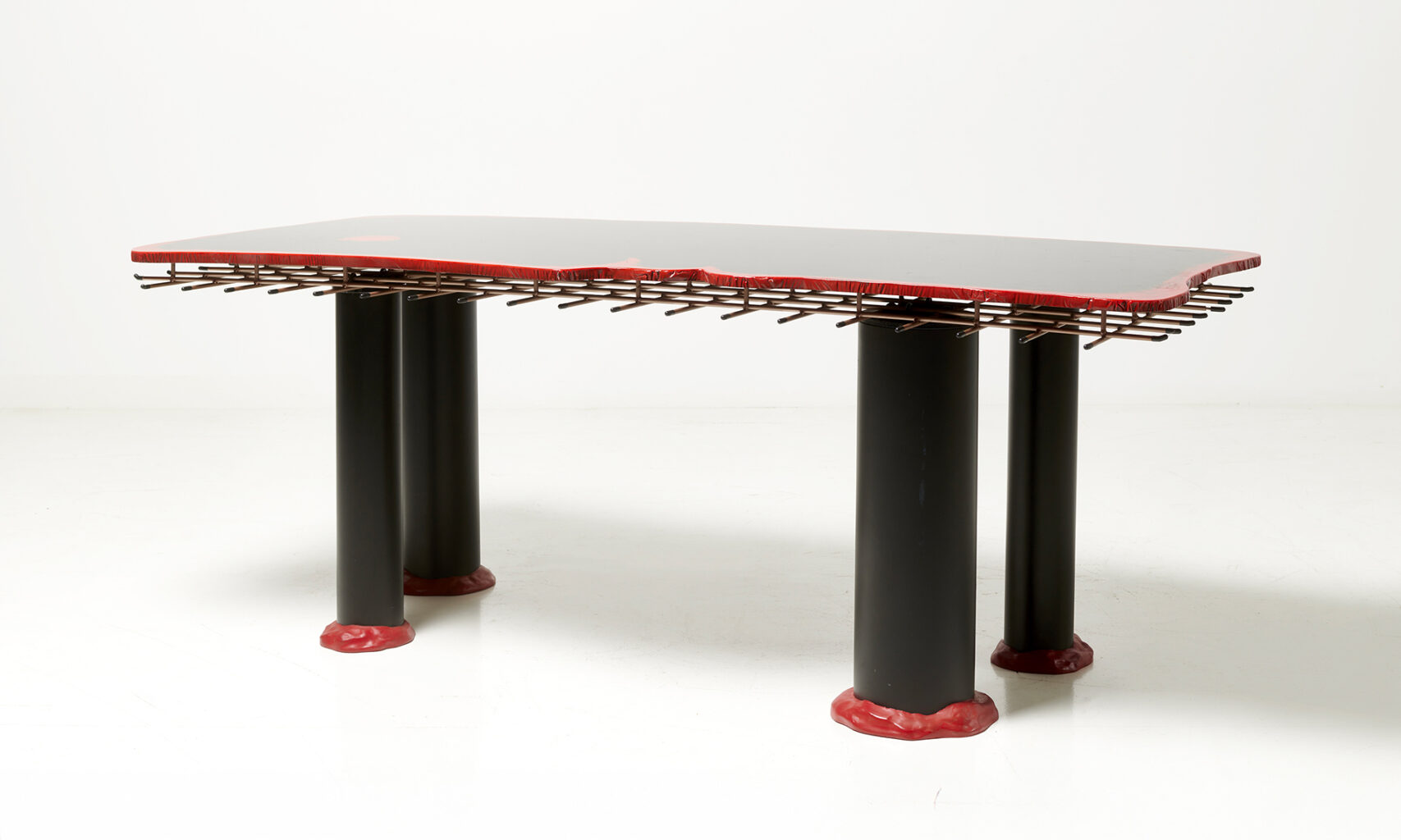 'Sansone Due' table Gaetano Pesce