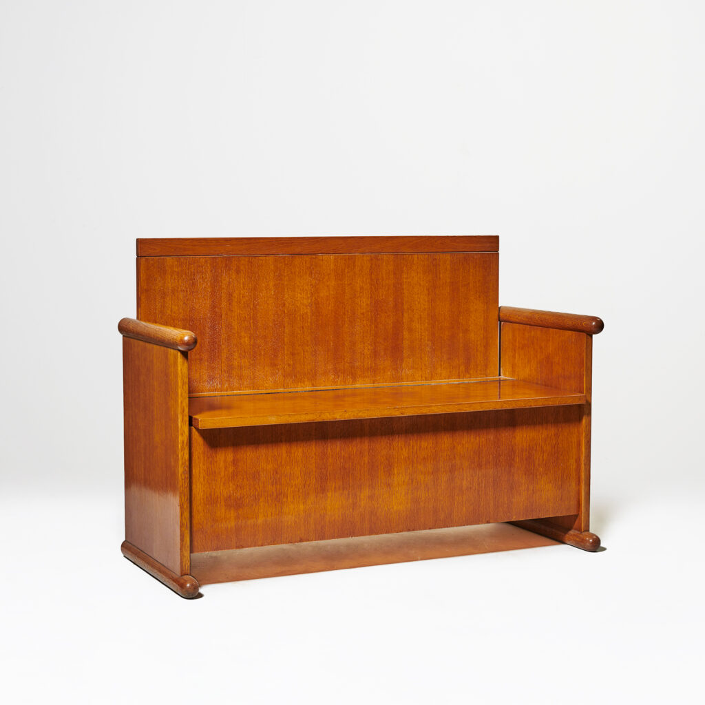 Lucrezia bench Ettore Sottsass