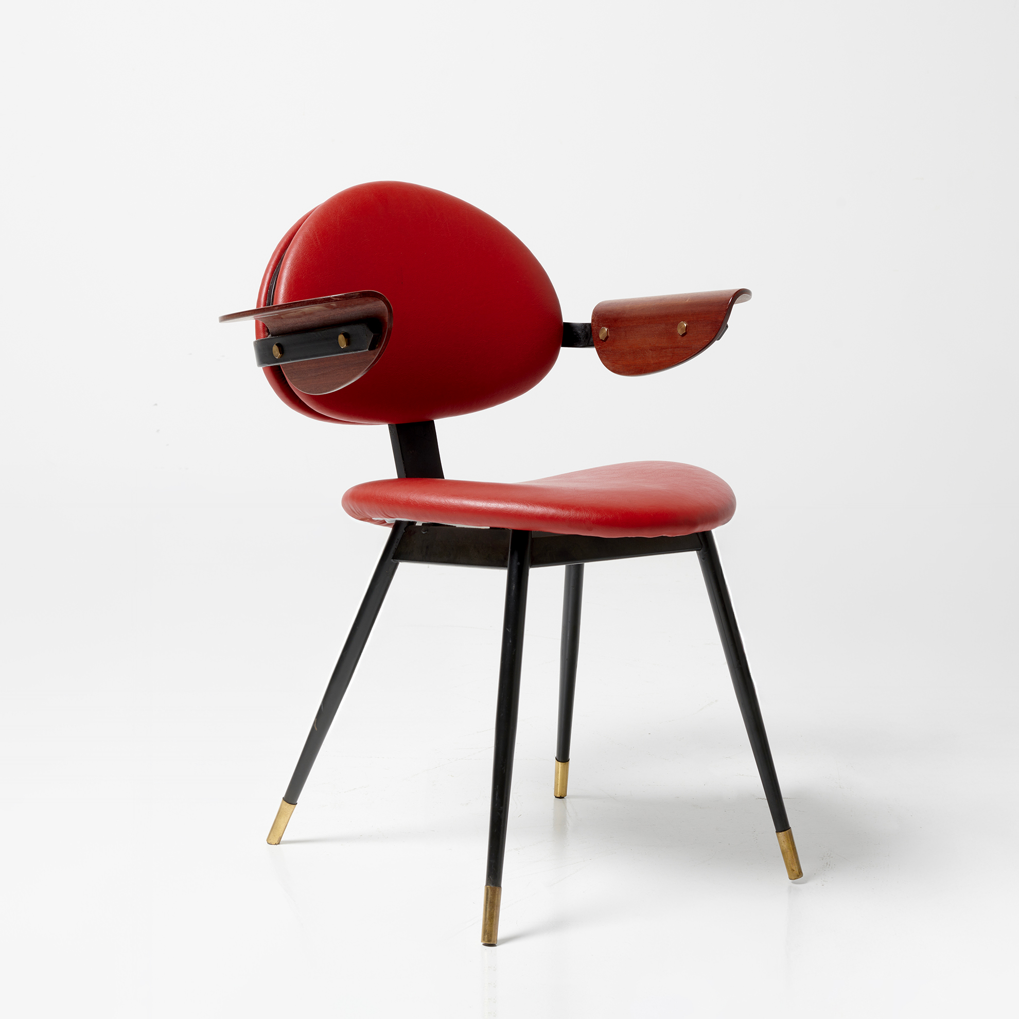 ‘Lutrario’ Chair