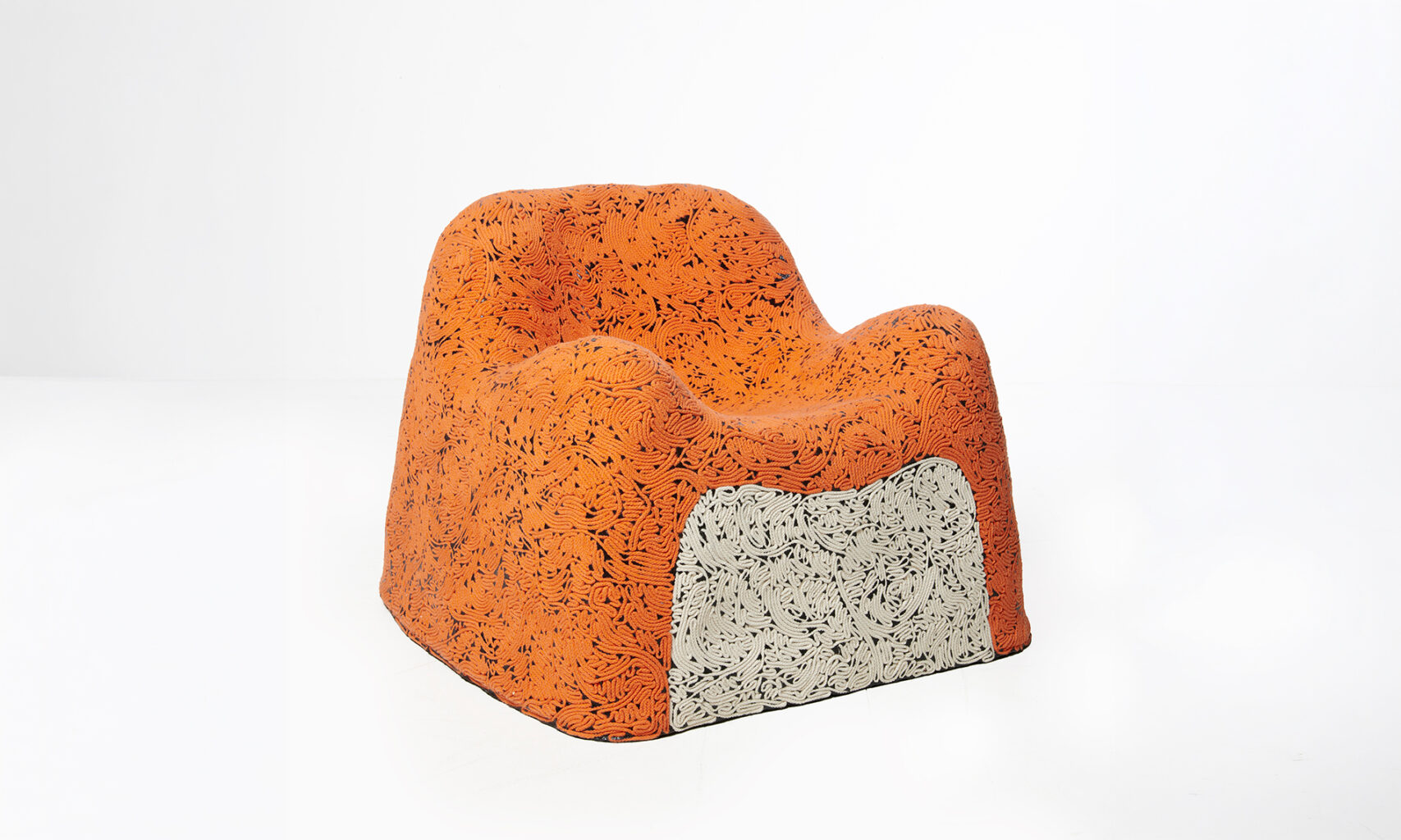 Toga armchair downtown+ Wendy Andreu