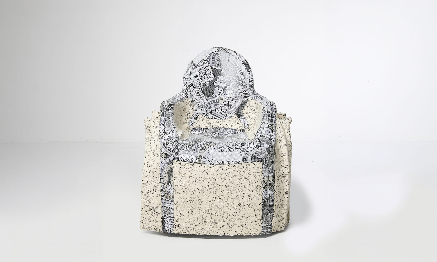 Louis Ghost armchair downtown+