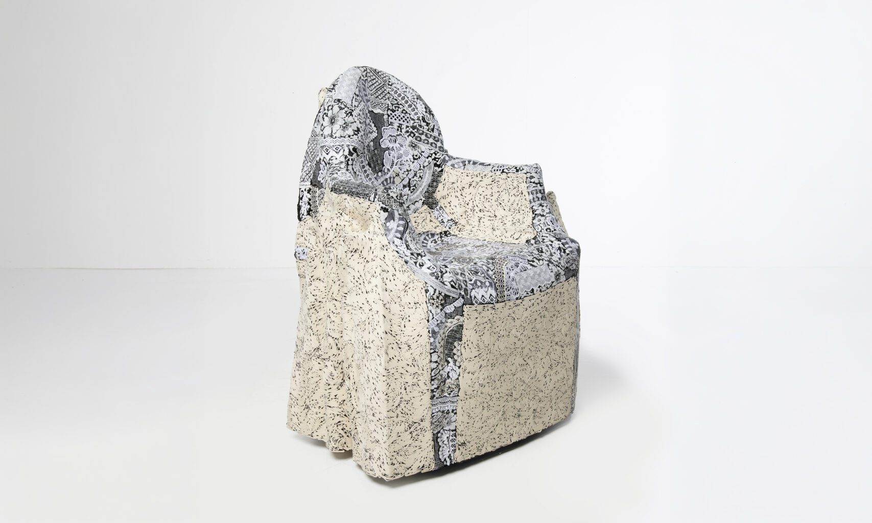 Louis Ghost armchair downtown+