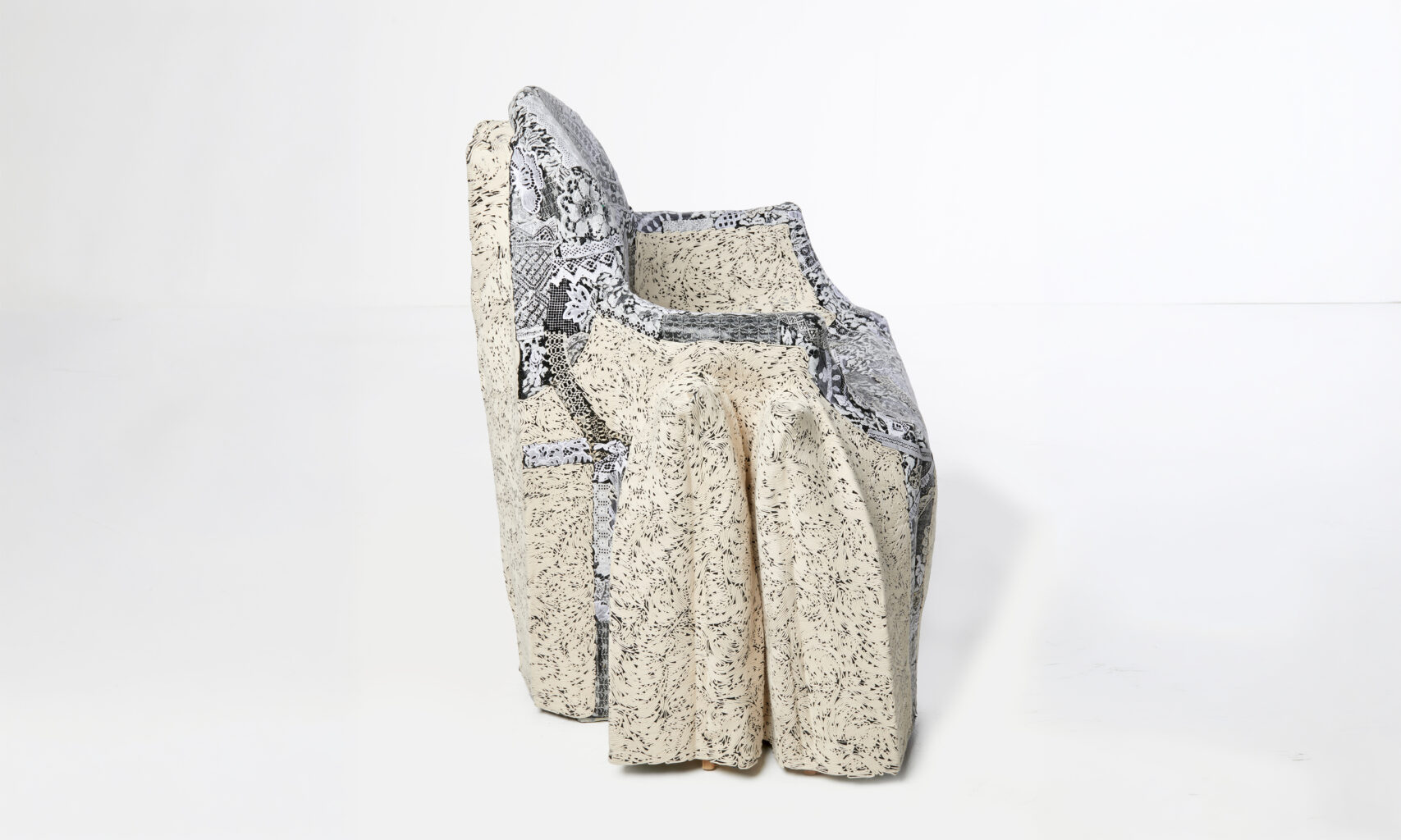 Louis Ghost armchair downtown+